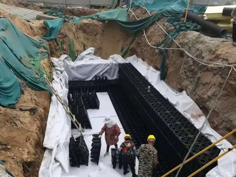 688260609_-1064696854_-1865565743(1)